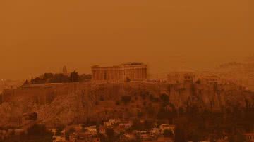 Trecho de vídeo em que é possível observar grande parte de Atenas, capital da Grécia - Reprodução/Vídeo/YouTube/@guardiannews