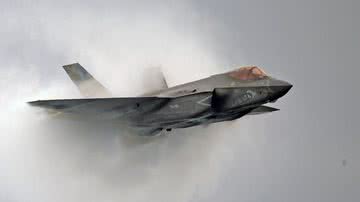 Avião de guerra dos EUA - Getty Images