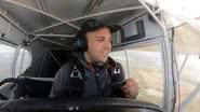 O piloto Trevor Jacob conduzindo aeronave - Divulgação / Youtube / Trevor Jacob
