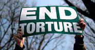 Imagem ilustrativa de protesto contra tortura - Getty Images