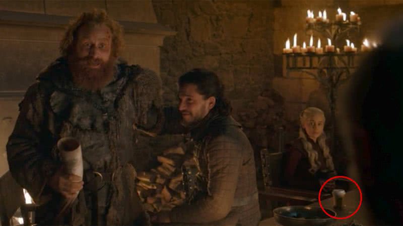 Cena da série Game of Thrones em que aparece o copo de café - Divulgação