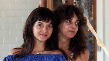 Daniella Perez ao lado de sua mãe, Gloria Perez - Arquivo pessoal