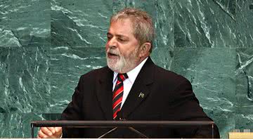 Luiz Inácio Lula da Silva em pronunciamento - Wikimedia Commons