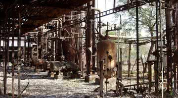 Ruínas da usina da Union Carbide, em Bhopal - Julian Nietzsche