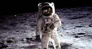 Imagem de um astronauta da Apollo 11 na superfície da Lua - Divulgação/NASA
