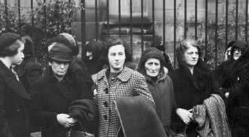 Judeus expulsos da Alemanha em Outubro de 1938 - Wikimedia Commons