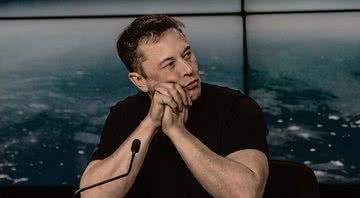 Elon Musk afirma em entrevista que tem como meta colocar um foguete em órbita até o final de 2020 - Wikimedia Commons