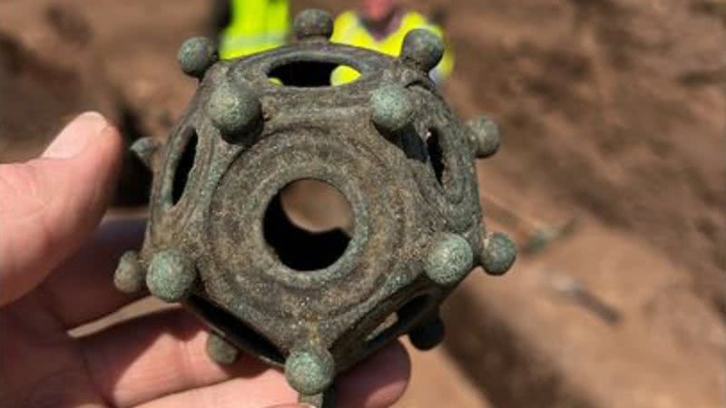 Enigmatic Roman dodecahedron discovered in England