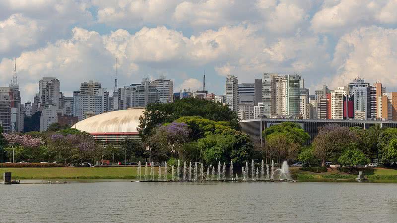 O Parque do Ibirapuera - James Conkis via Wikimedia Commons