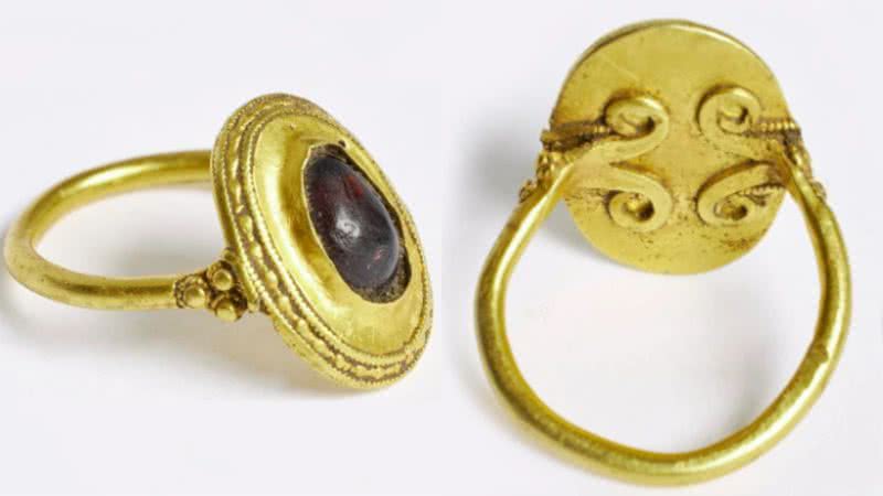 Imagem do anel encontrado na Dinamarca - Reprodução/Museu Nacional da Dinamarca