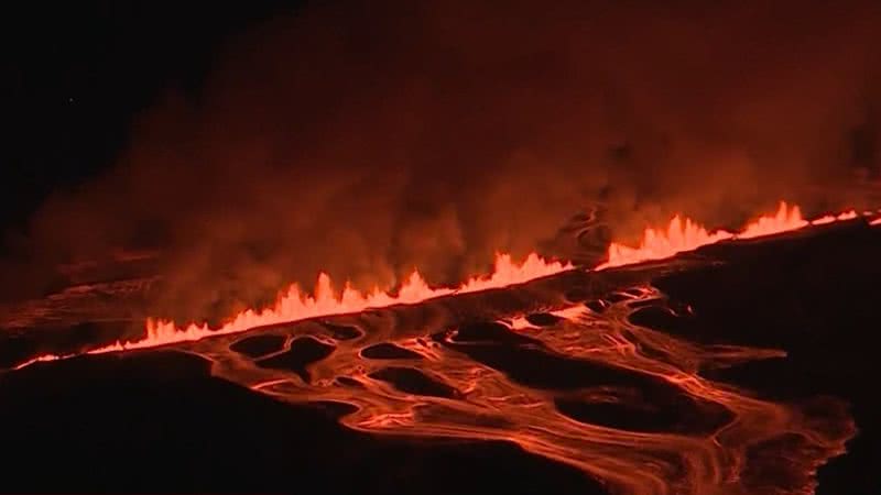 Imagem mostrando erupção vulcânica - Divulgação/ Vídeo/ CNN