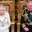 A rainha Elizabeth II ao lado do então príncipe Charles