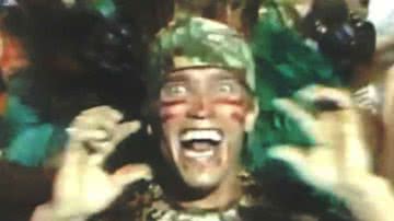 Arnold Schwarzenegger em cenas do documentário Carnival in Rio (1983) - Divulgação / Vídeo / YouTube
