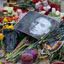 Homenagem a Alexei Navalny deixada por apoiadores