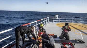 Registro do resgate de sobreviventes - Divulgação/ONG Mediteranee