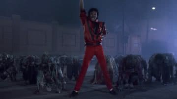 Michael Jackson com a jaqueta vermelha no videoclipe 'Thriller' - Reprodução/Vídeo/YouTube/Michael Jackson