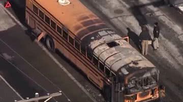 Fotografia de um dos ônibus após o fogo ter sido apagado - Divulgação/ Youtube/ KSL News