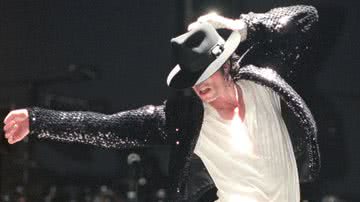 Michael Jackson durante apresentação de Billie Jean em 1996 - Getty Images