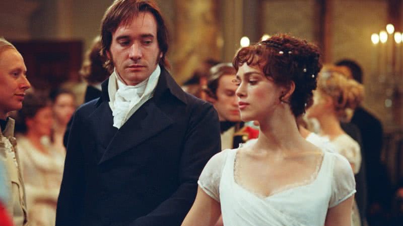 Mr. Darcy e Elizabeth Bennet em filme - Divulgação / Universal Pictures