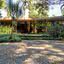 Casa projetada por Oscar Niemeyer