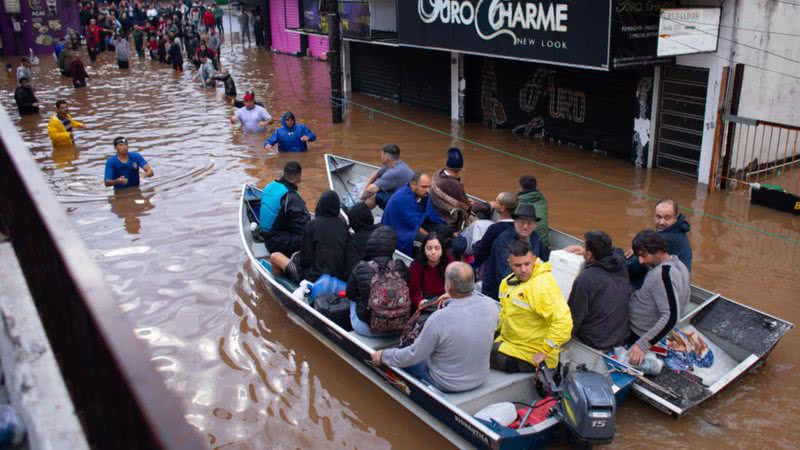 Enchentes no Rio Grande do Sul deixaram milhares de desabrigados - Getty Images
