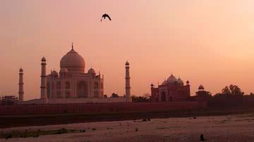 Taj Mahal, em Uttar Pradesh - Imagem de D Mz por Pixabay
