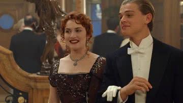 Cena de Rose e Jack do filme 'Titanic' - Divulgação / Paramount