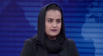 Jornalista e âncora Beheshta Arghand durante seu programa - Divulgação/ Vídeo/ TOLO