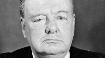 Retrato de Winston Churchill em março de 1945 - Central Office of Information / Domínio Público/ Via Wikimedia Commons