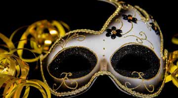 Imagem meramente ilustrativa de máscara de carnaval - Divulgação/Pixabay