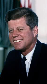 Documentário investiga a tragédia de Kennedy