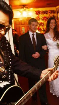Casamentos com 'Elvis' podem estar com os dias contados em Las Vegas