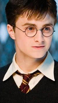 Daniel Radcliffe não assiste aos filmes de Harry Potter?