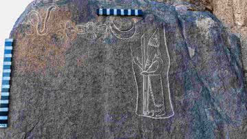 Imagem das marcas encontradas na pedra de basalto - Reprodução / Saudi Ministry of Culture