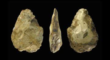 As pedras usadas para caça e corte passaram a ser cuidadosamente afiadas ao longo da evolução - The Portable Antiquities Scheme