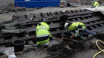 Arqueólogos investigando naufrágio na Suécia - Flickr/Arkeologerna