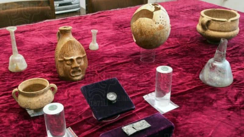 Artefatos encontrados em cerca de 20 sepulturas da Era Romana - Divulgação/Museu Veliko Tarnovo