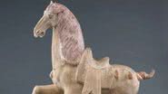 Escultura chinesa, em cerâmica, de cavalo - Divulgação/Cincinnati Museum Center