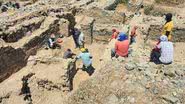 Fotografia em meio às escavações de antigo cemitério pré-Inca no Peru - Divulgação/Ministério da Cultura do Peru