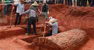 Pesquisadores escavam antigo cemitério de Tangjiawan, na China - Divulgação/ Xinhua