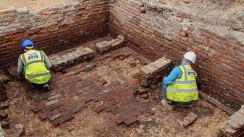 Arqueólogos estudam terreno da casa de shows Red Lion - Divulgação/ University College London