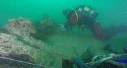 Pesquisador mergulhando no local do navio naufragado Rooswijk - Divulgação/Historic England