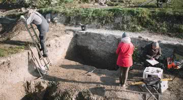 Escavadores dedicam-se às descobertas no campo de Gerulata - Divulgação / Bratislava City Museum