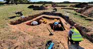 Escavações do monumento na Inglaterra - Divulgação - Bournemouth University Archaeological Research Consultancy