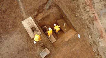 Fotografia aérea da escavação - Divulgação/ Explore The Past