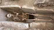 Esqueleto feminino encontrado na Turquia - Divulgação