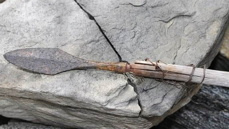 Uma das flechas reveladas na Noruega - Divulgação