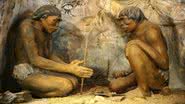 Ilustração mostrando hominídeos criando fogueira - Wikimedia Commons
