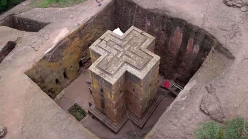 Uma das igrejas de Lalibela, na Etiópia - Divulgação/Youtube/The History Channel Brasil