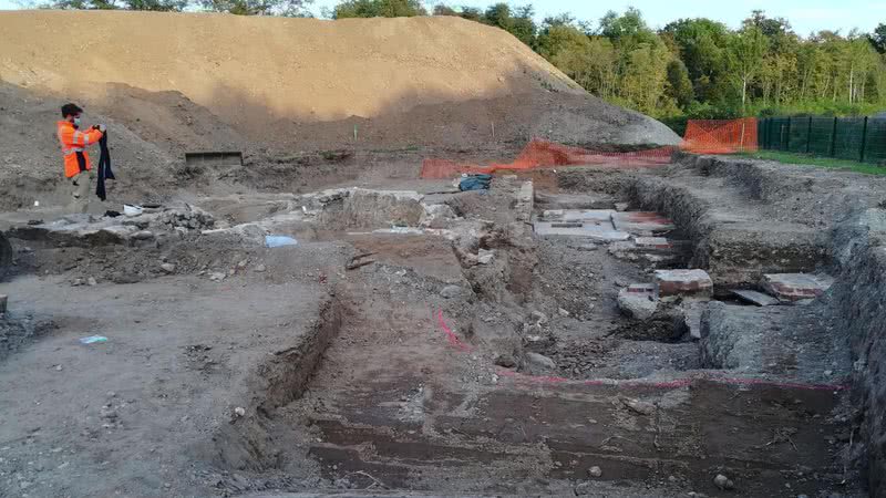 As escavações tiveram início no dia 10 - Reprodução/Inrap